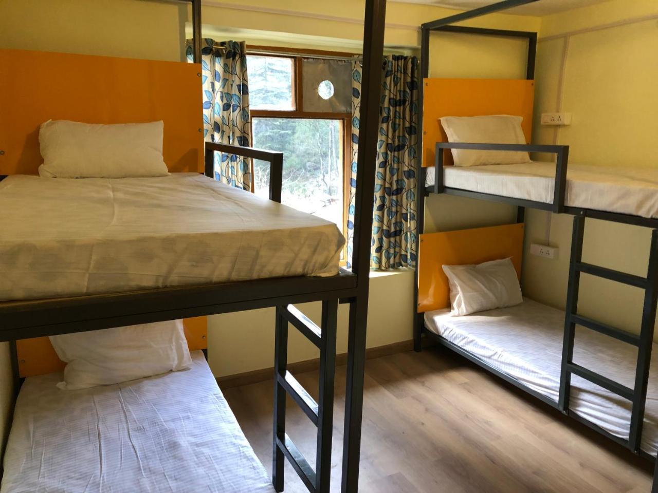 קאסול Hostel Cozy Beds מראה חיצוני תמונה