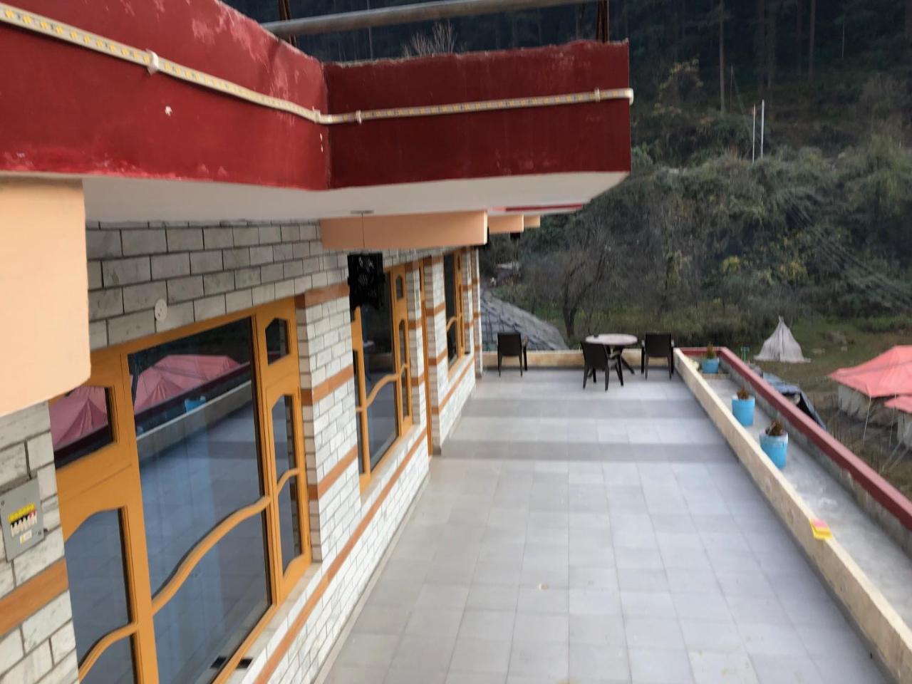 קאסול Hostel Cozy Beds מראה חיצוני תמונה